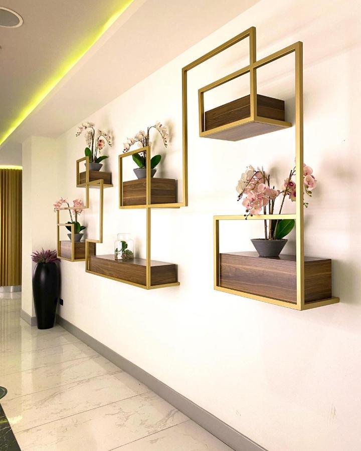 Aparthotel In City Batumi Exterior foto